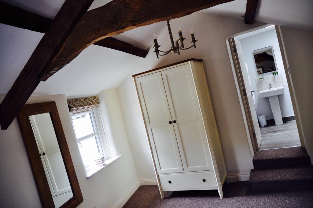 Pyne Arms Bed & Breakfast Barnstaple Ngoại thất bức ảnh